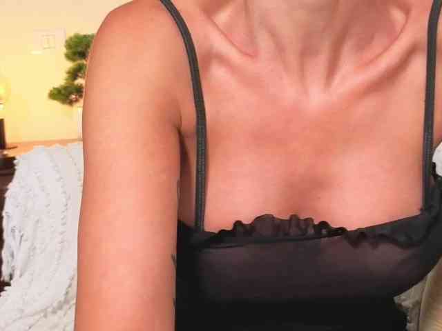 DiorMuse webcam