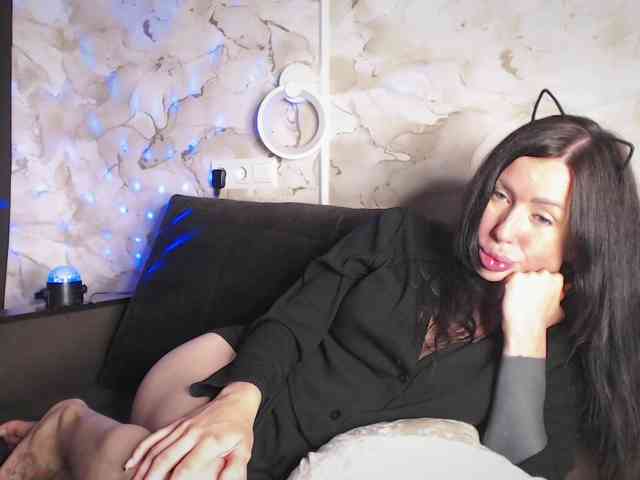 Lilysecrets webcam