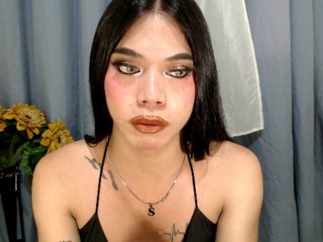VOLKOVAa live webcam show
