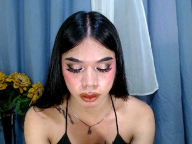 VOLKOVAa live webcam show