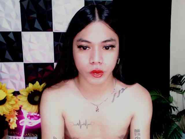 VOLKOVAa Live Webcam on BongaCams