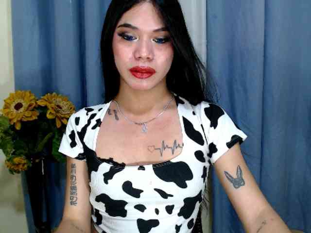 VOLKOVAa Live Webcam on BongaCams