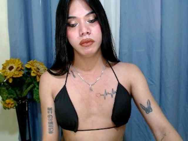VOLKOVAa Live Webcam on BongaCams