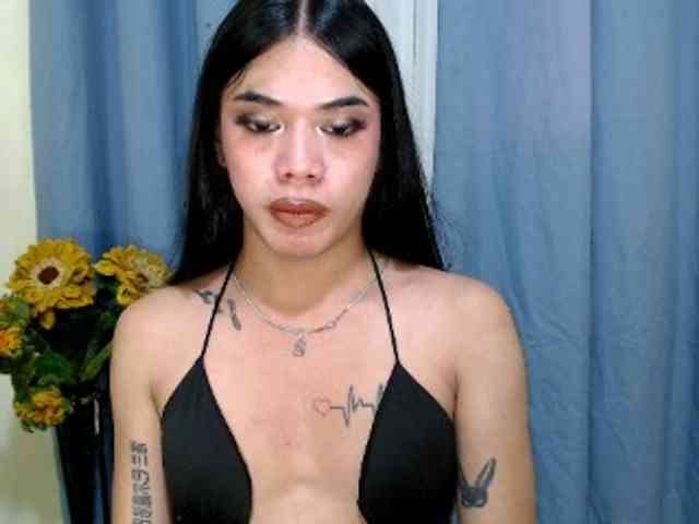 VOLKOVAa Live Webcam on BongaCams