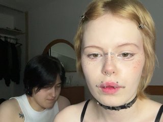 MiaAndAlicee Porn Show