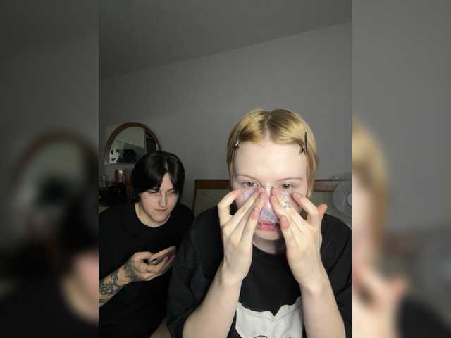 MiaAndAlicea live webcam show