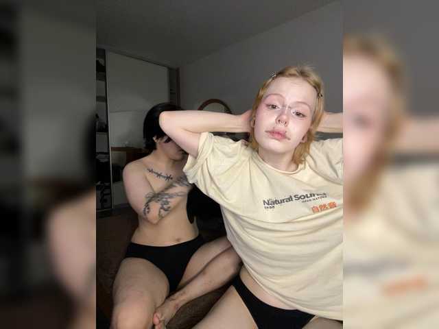 MiaAndAlicea live webcam show