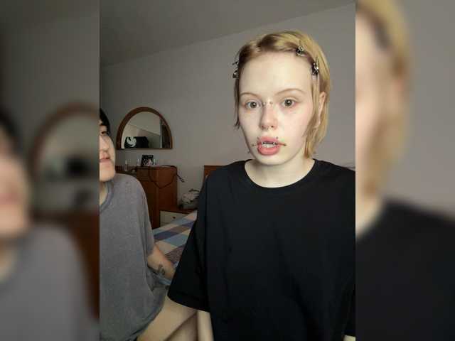 Live трансляция MiaAndAlicee - slutnetki.online