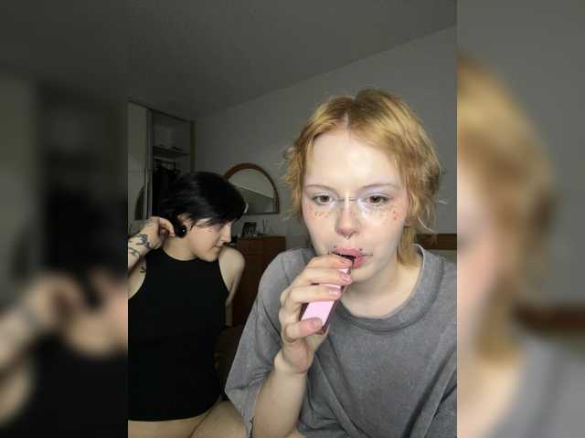 MiaAndAlicea live webcam show