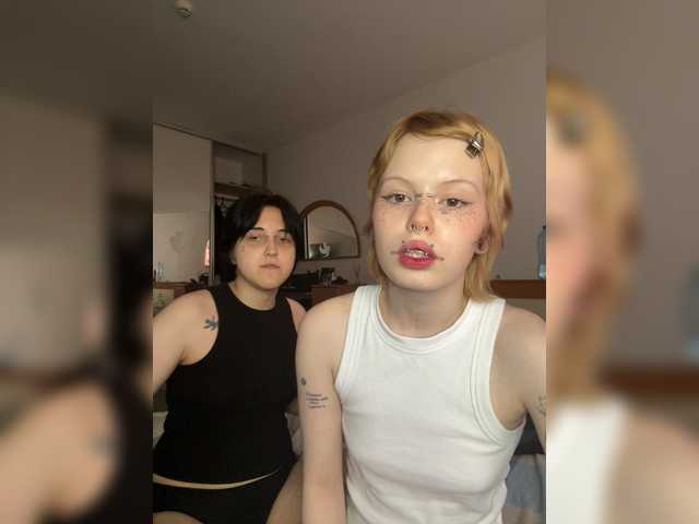 MiaAndAlicee