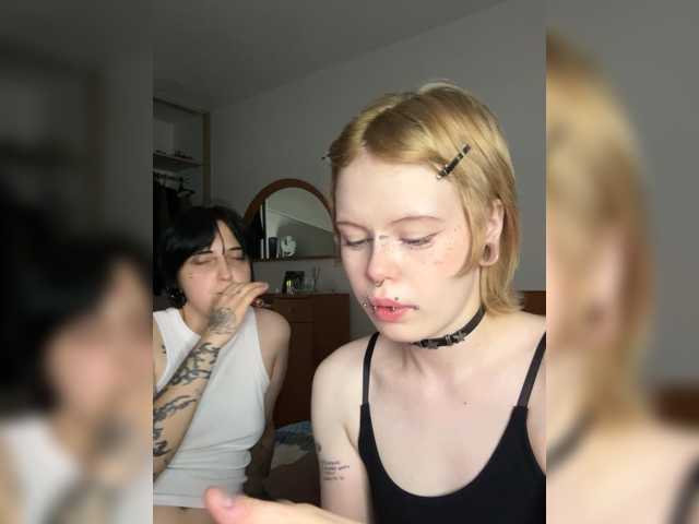 MiaAndAlicea live webcam show