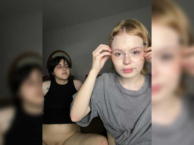 MiaAndAlicea live webcam show