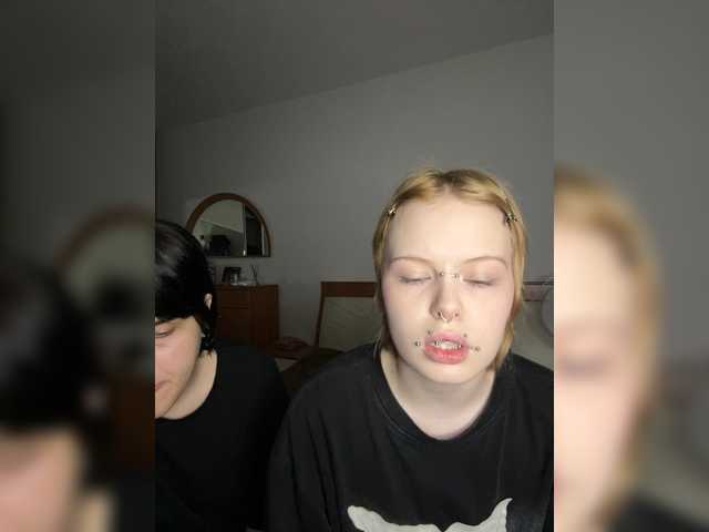 MiaAndAlicea live webcam show