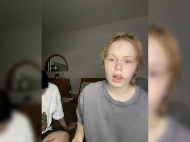 MiaAndAlicea live webcam show