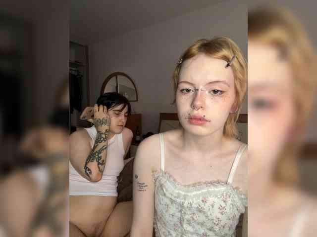 MiaAndAlicee