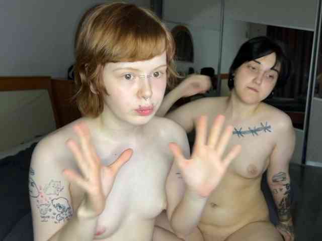 MiaAndAlicea webcam