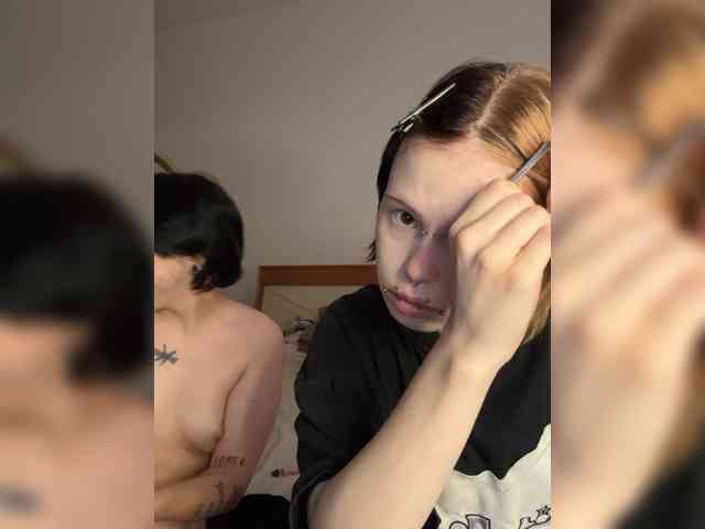 MiaAndAlicee