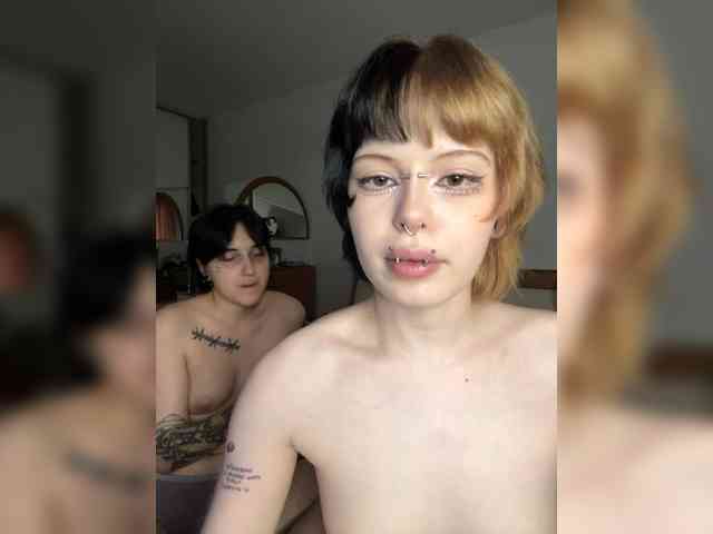 MiaAndAlicea Sex Cam Show
