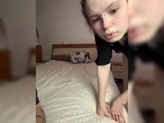 Модель: MiaAndAlicee