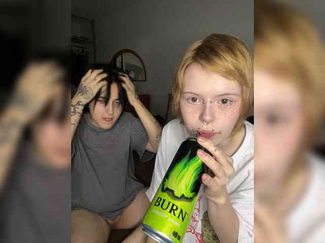 MiaAndAlicea MiaAndAlicea