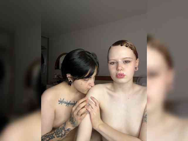MiaAndAlicea Sex Cam Show