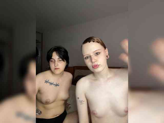 MiaAndAlicea Sex Cam Show