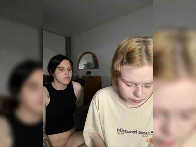 MiaAndAlicee