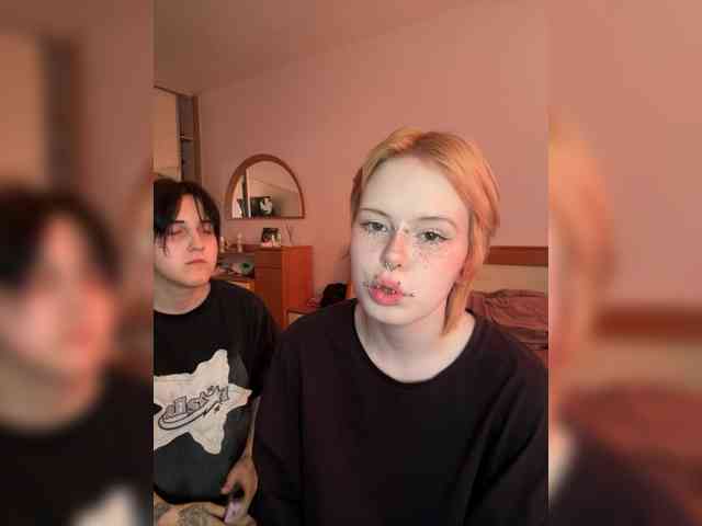 MiaAndAlicee