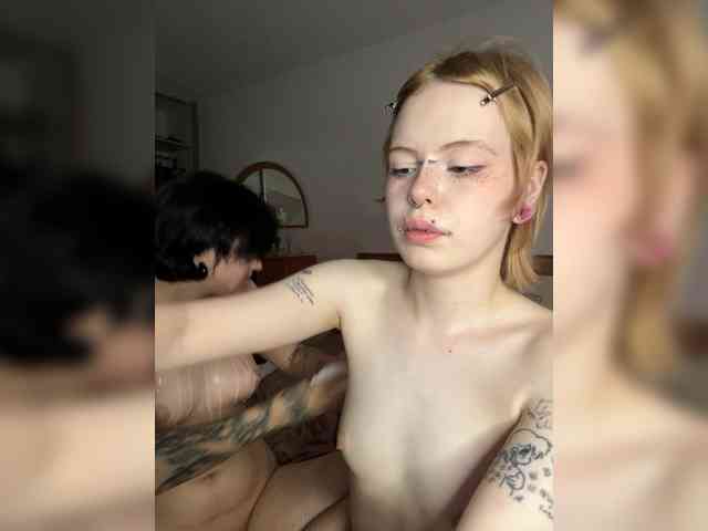 MiaAndAlicee