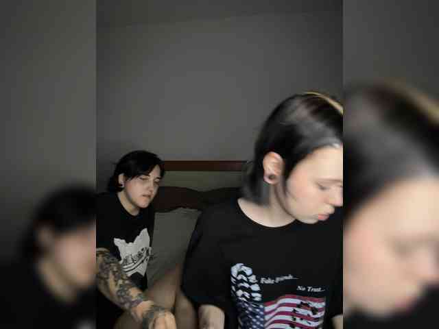 MiaAndAlicea Sex Cam Show