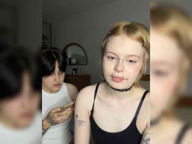 MiaAndAlicee