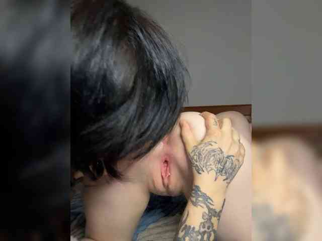 MiaAndAlicee