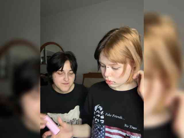 MiaAndAlicea Sex Cam Show