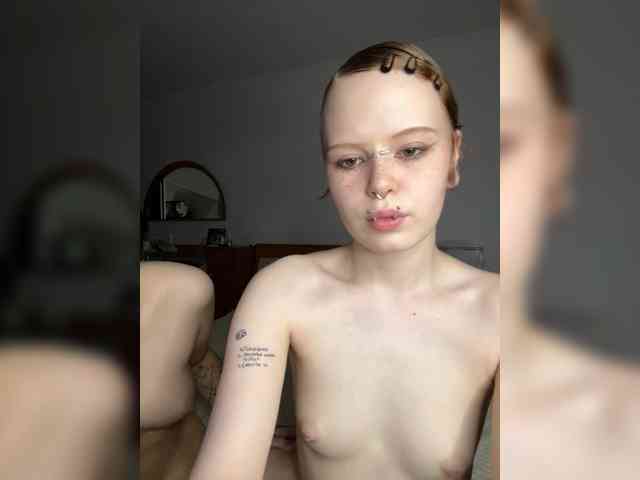 MiaAndAlicea Sex Cam Show