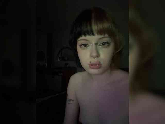 MiaAndAlicea Sex Cam Show