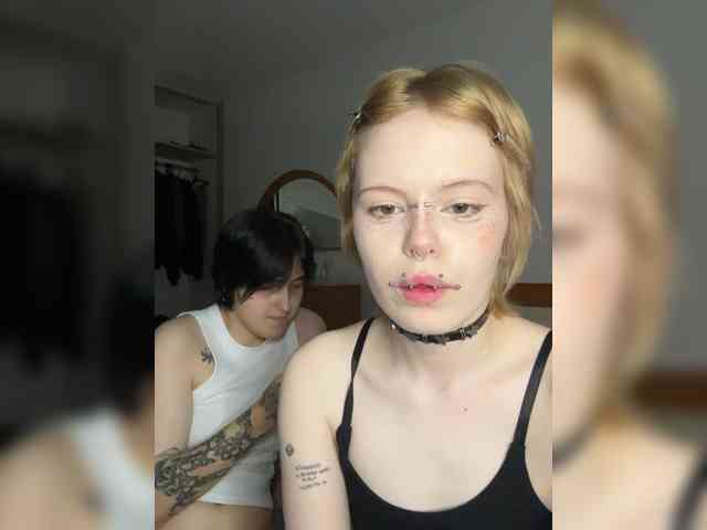 MiaAndAlicee