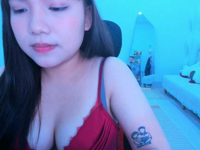 YanaPeach live cam on BongaCams