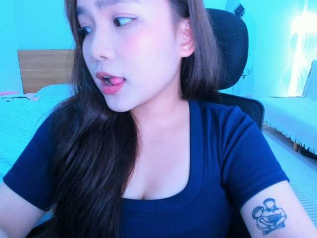 YanaPeach live cam on BongaCams
