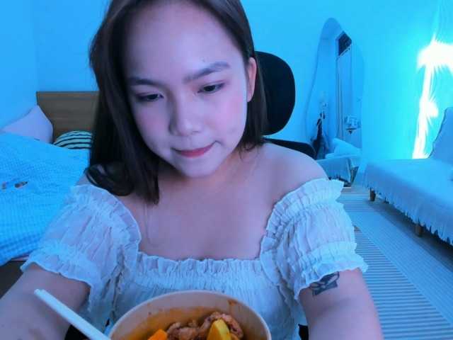 YanaPeach live cam on BongaCams