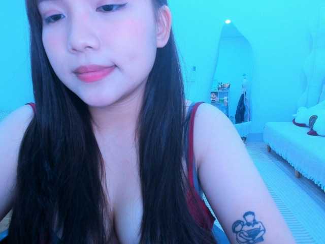YanaPeach live cam on BongaCams