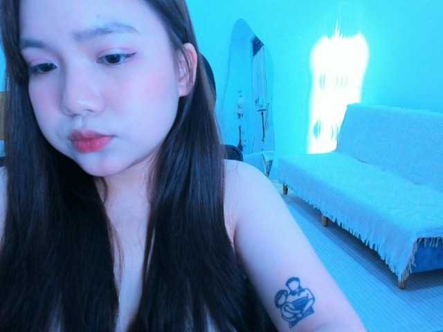 YanaPeach live cam on BongaCams