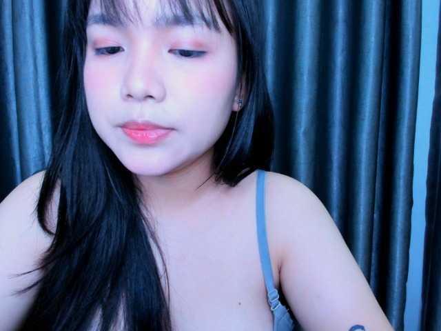 YanaPeach live cam on BongaCams