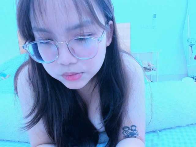 YanaPeach live cam on BongaCams