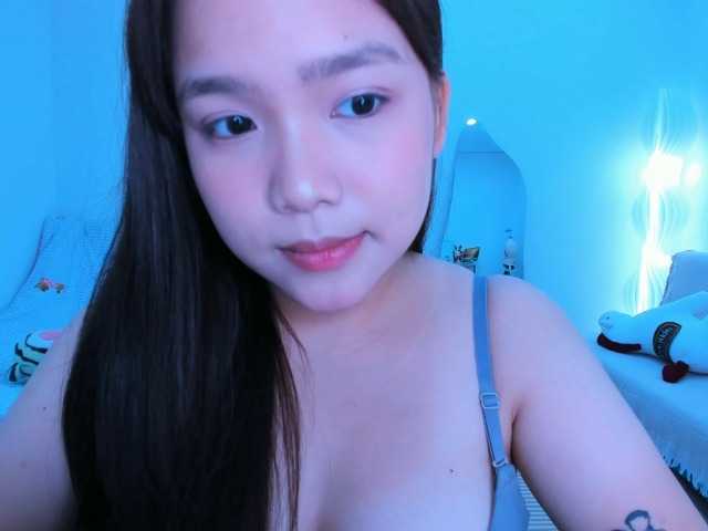 YanaPeach live cam on BongaCams