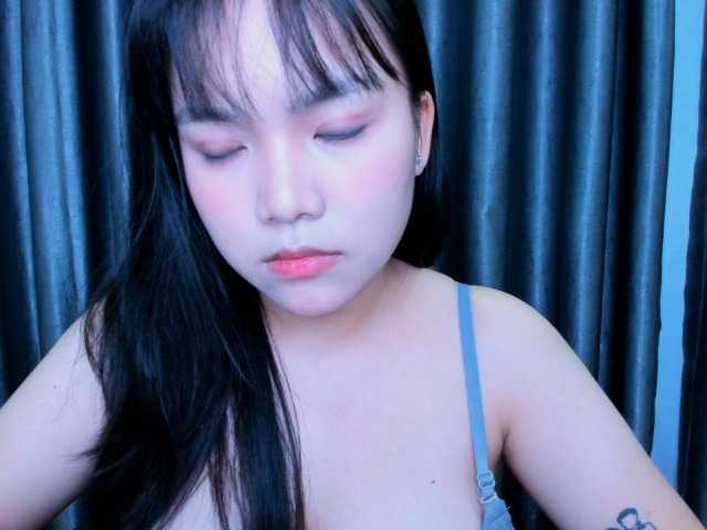 YanaPeach live cam on BongaCams