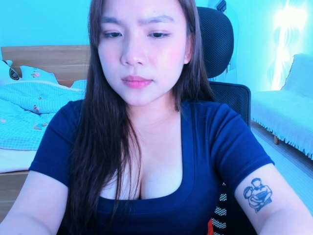 YanaPeach live cam on BongaCams