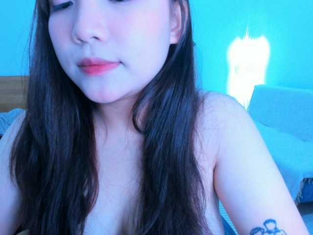 YanaPeach live cam on BongaCams