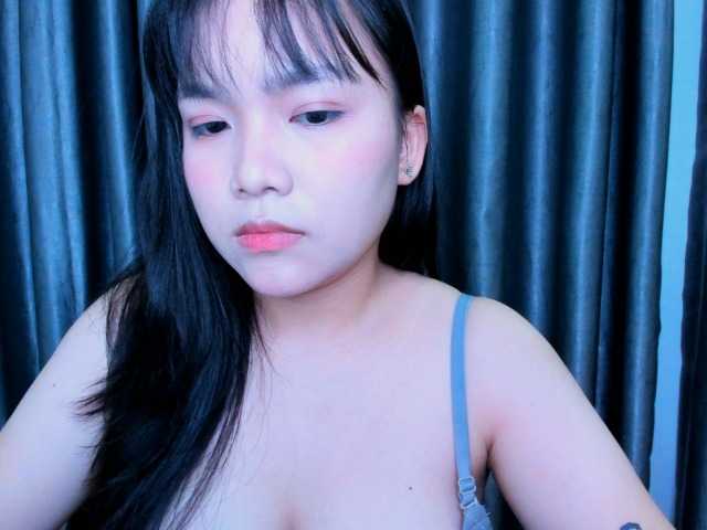 YanaPeach live cam on BongaCams