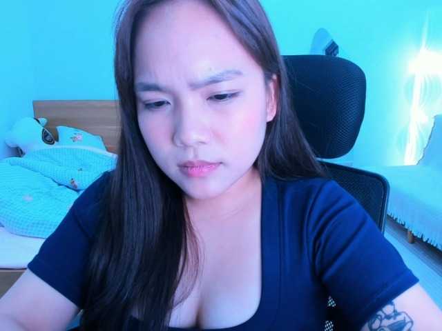 YanaPeach live cam on BongaCams