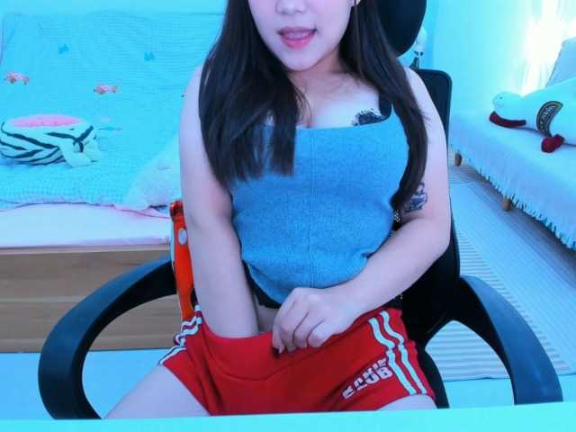 YanaPeach live cam on BongaCams